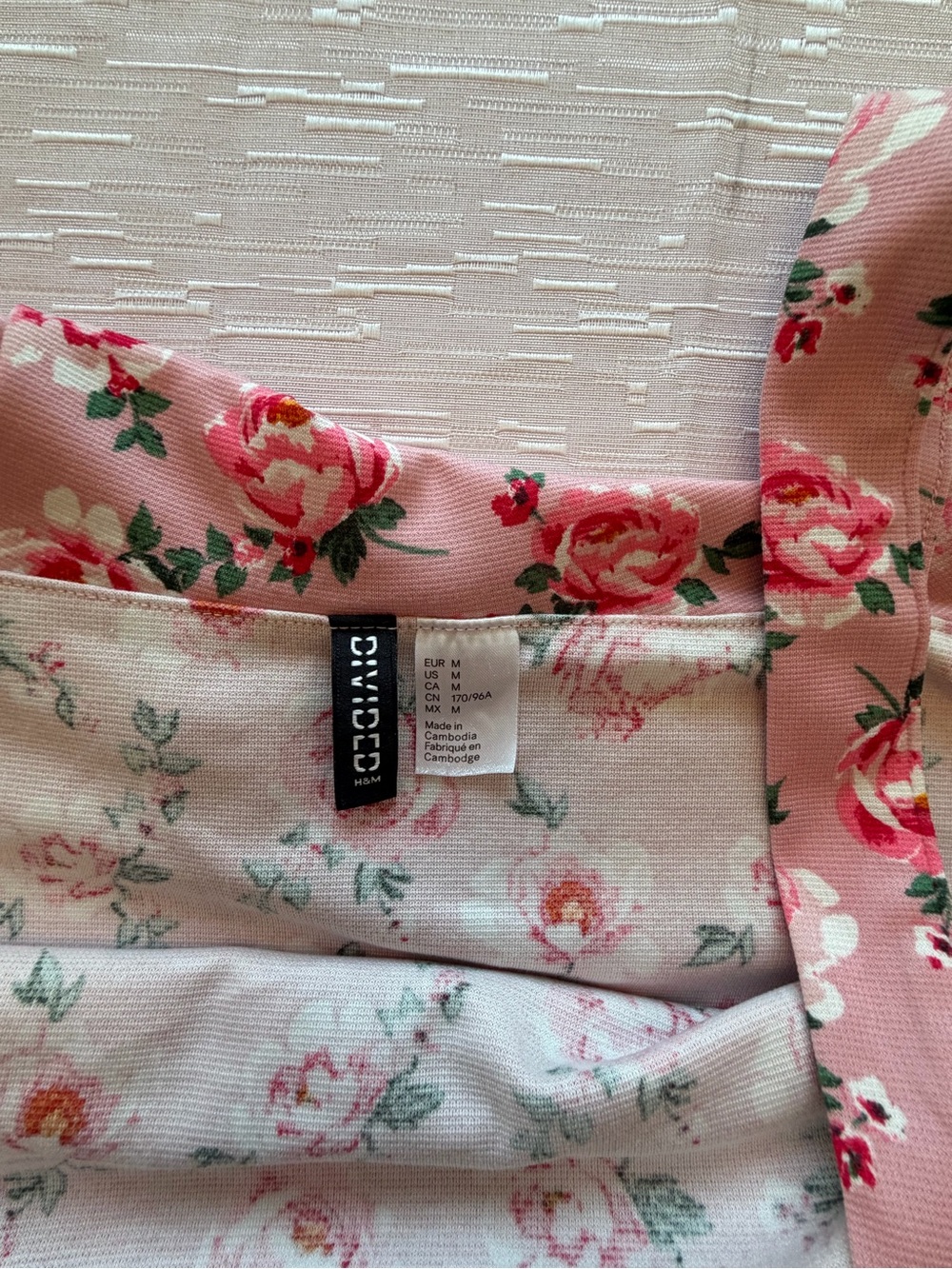 Divided H&M Women’s Pink Floral Ruffle Camisole size M - Picture 3 of 8